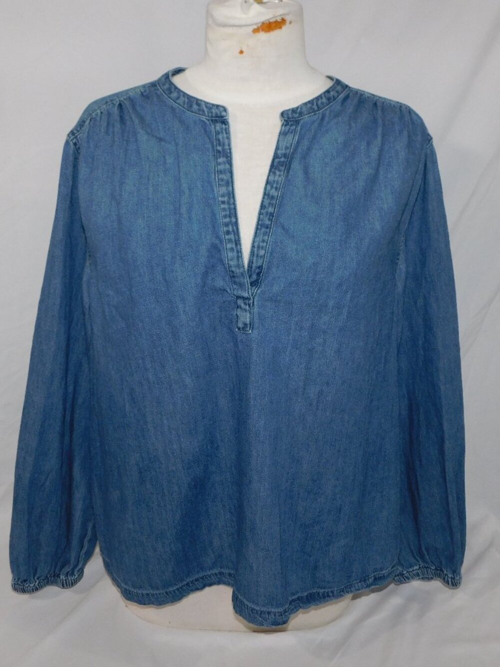 GAP Womens XL Denim Chambray Split Neck Blouse Long Sleeve Boho Pullover Top